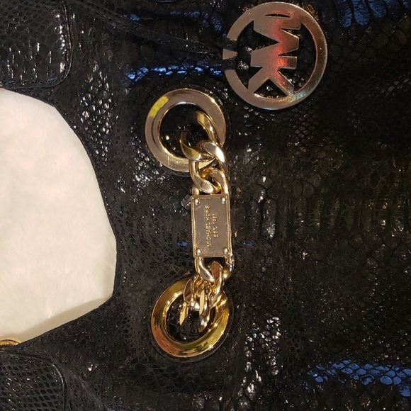 MICHAEL KORS BLACK WITH GOLD CHAIN BAG leather - Picture 2 of 9